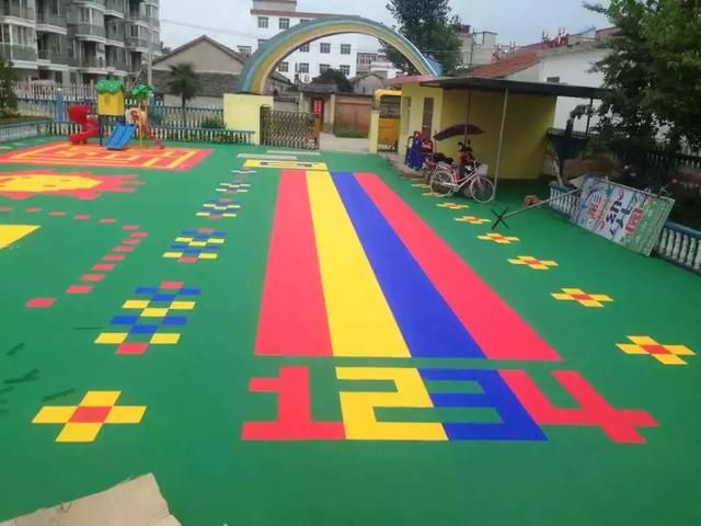 幼儿园塑胶跑道选择透气型的好处？